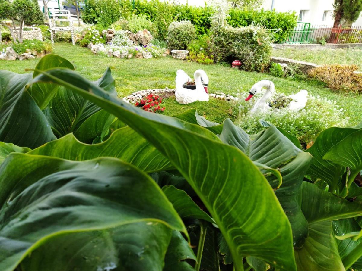 Apartmani Pina 2 คาชเตลา ภายนอก รูปภาพ